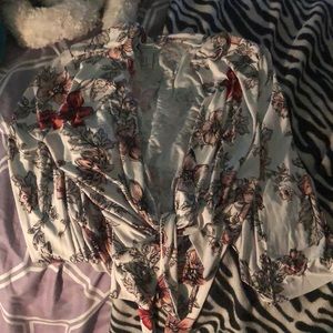 Crop Top Tie Shirt❤️